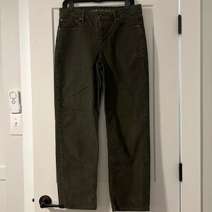 American Eagle 90s Straight Stretch Cords